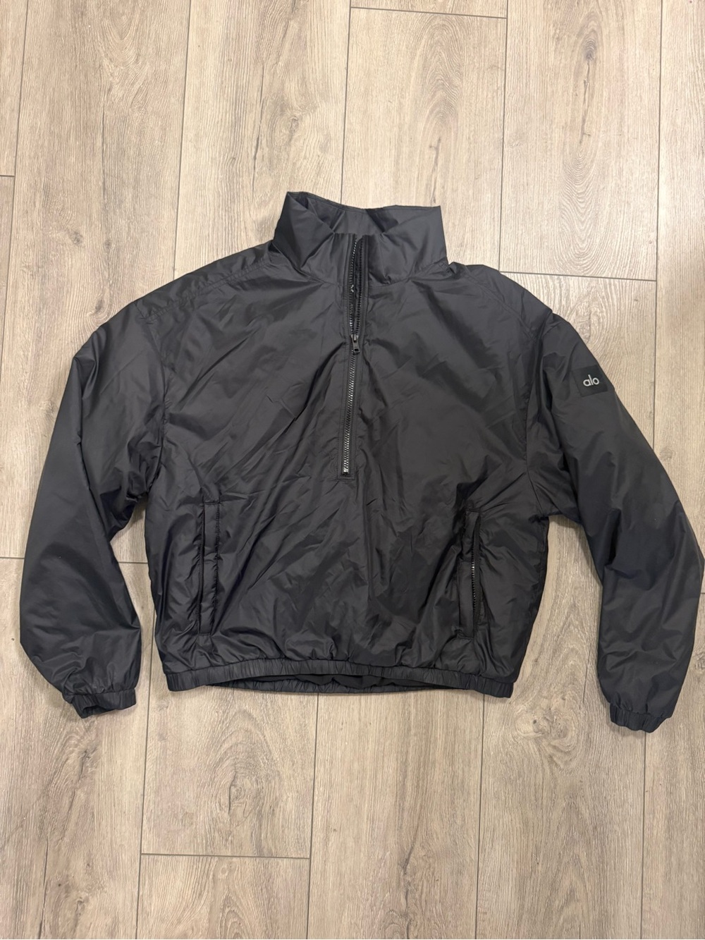 ALO Latitude Light weight Half-Zip Pullover Jacket in Black